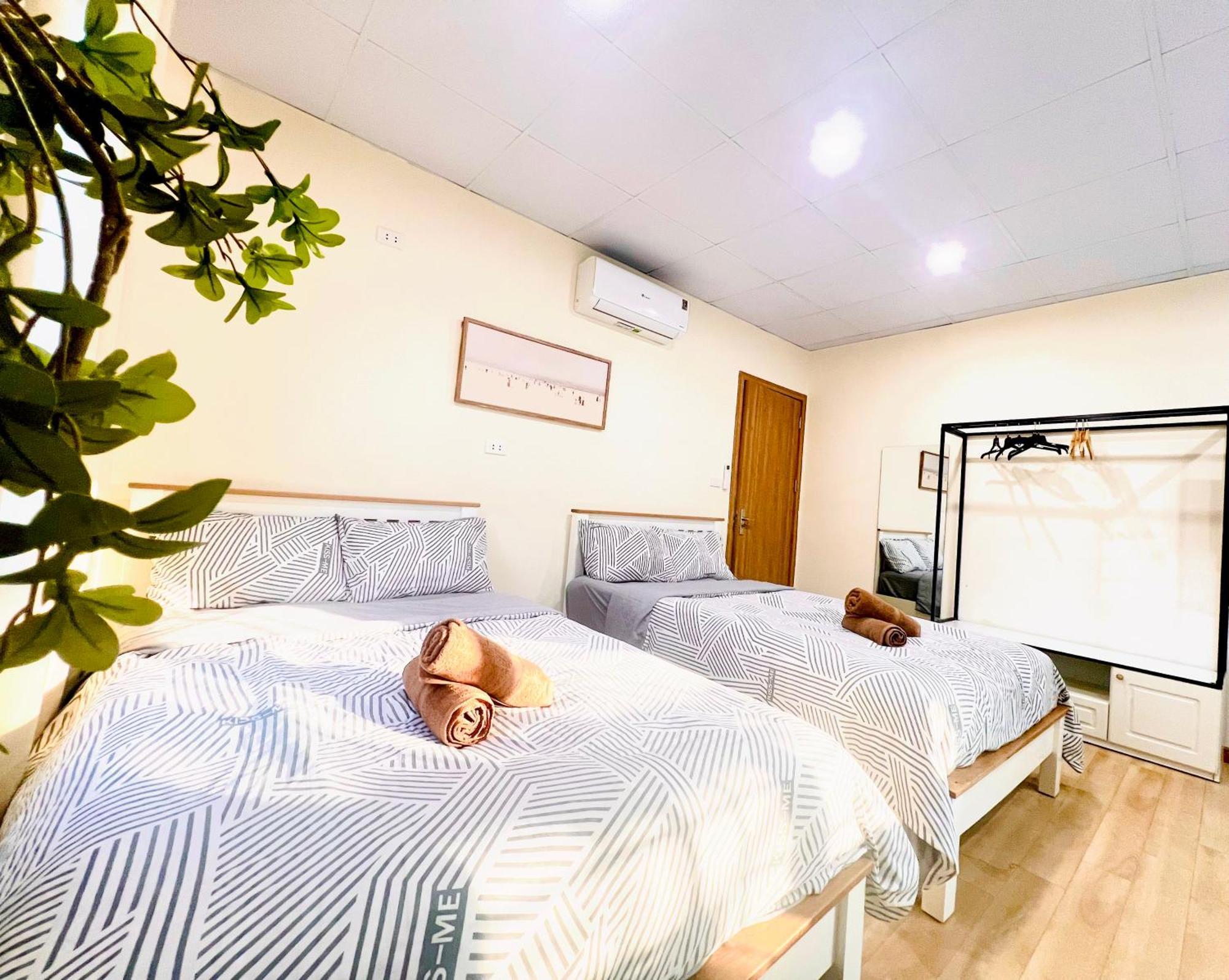 Lushstay Hanoi Train Street Central Hoan Kiem — Photos 1