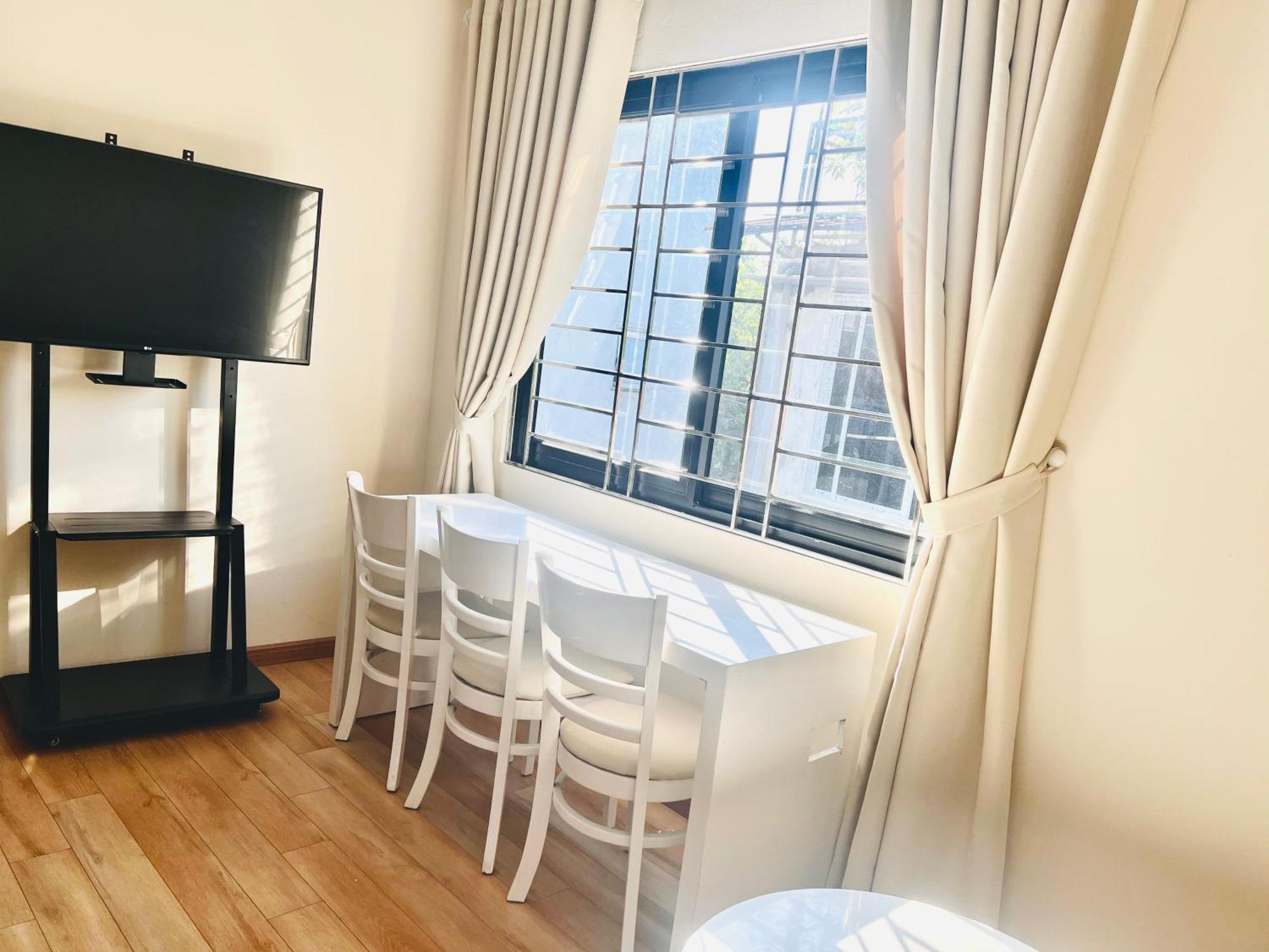 Lushstay Hanoi Train Street Central Hoan Kiem — Photos 2